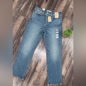 NWT Levi's Wedgie Straight High Rise Jeans Size 29 x 28
